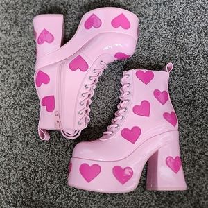 SUGAR THRILLZ HEART BOOTS